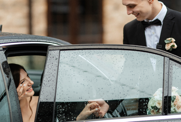 New York Wedding Limousine Bride Arrival