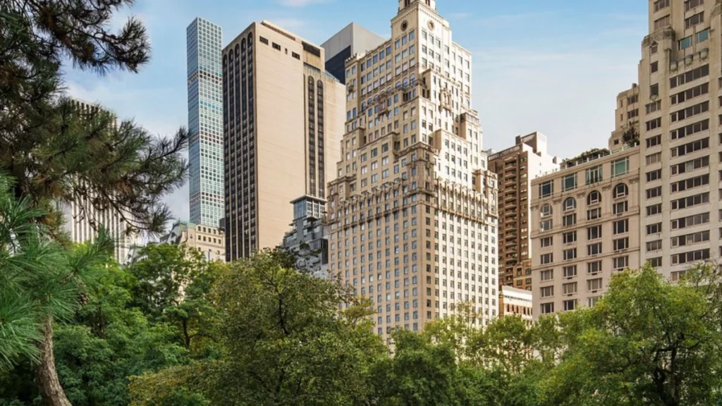 First-Class JFK Airport Transfers to The Ritz-Carlton New York Central Park