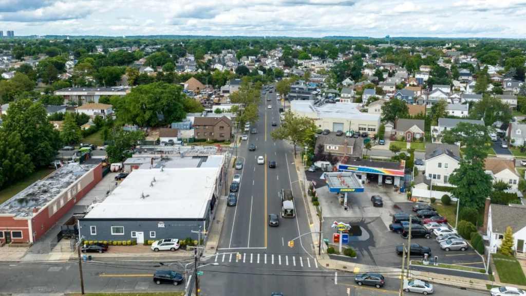 Franklin Square Limo Service with Luxury Sedan and Chauffeur