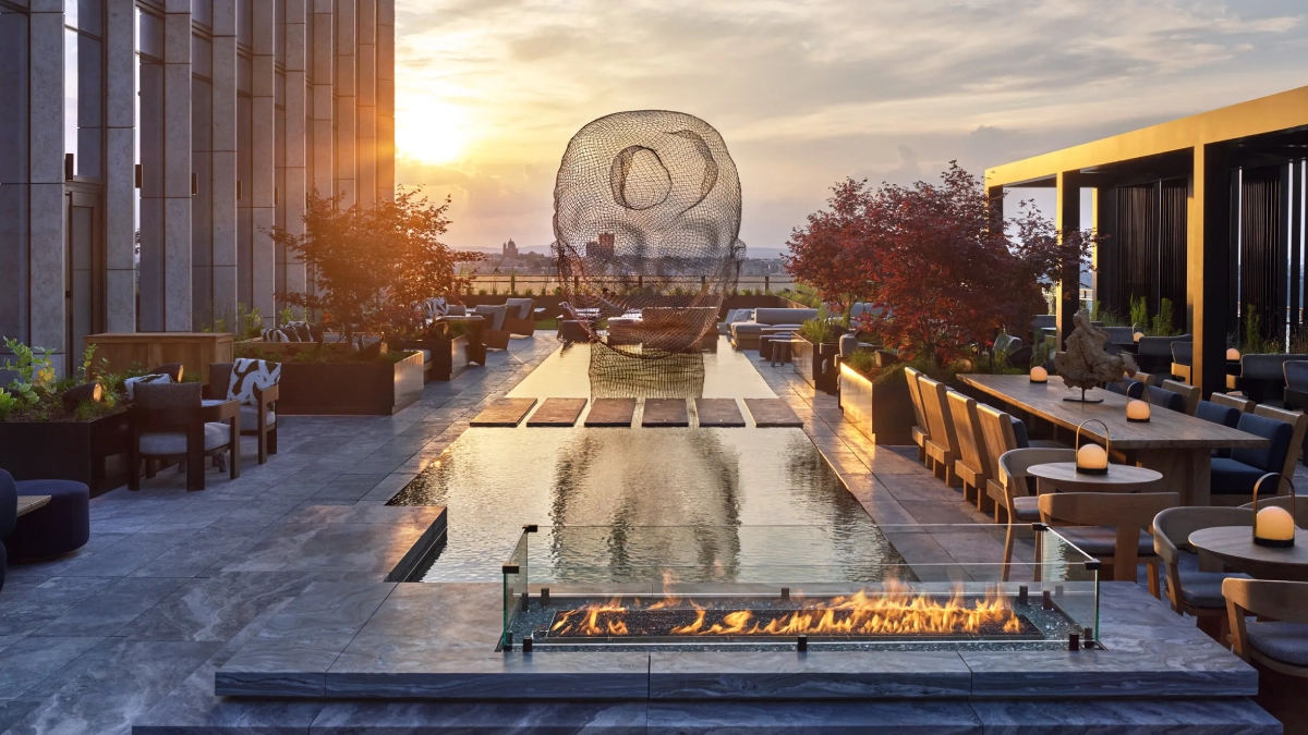 JFK Airport Transportation to Equinox Hotel New York