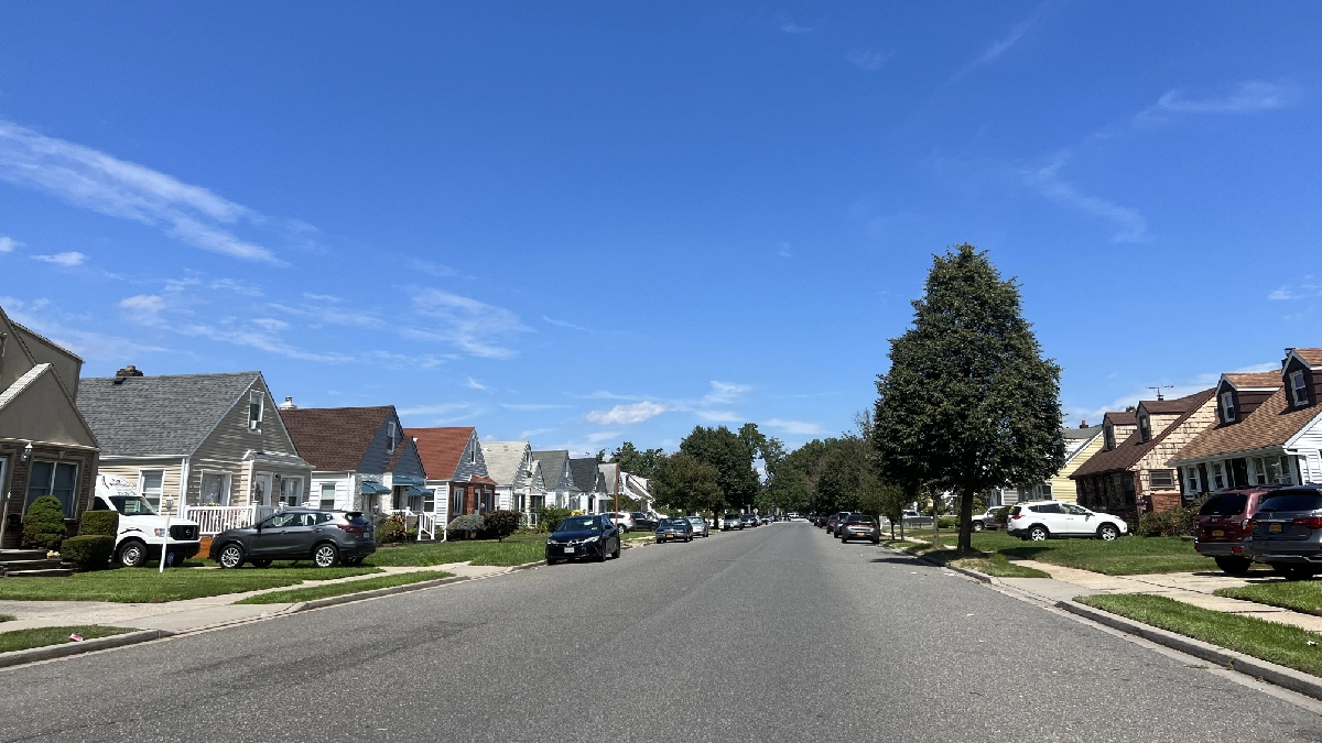 Luxury Transportation from JFK Airport to Elmont – Limo Service