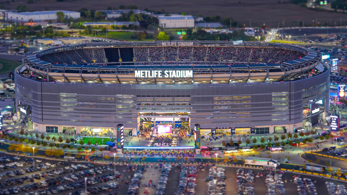 Luxury black car traveling from New York City to MetLife Stadium