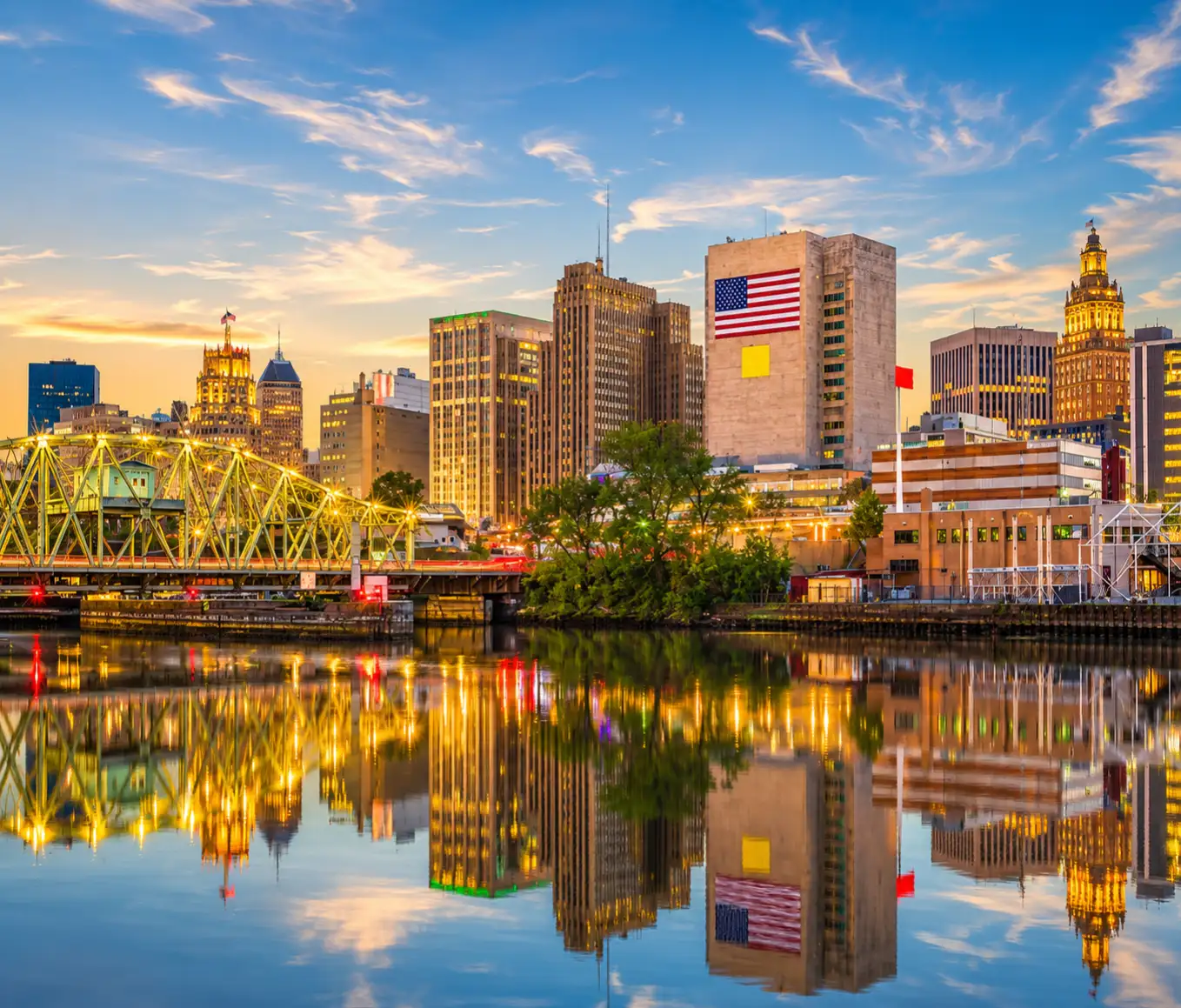 Luxury Limo Service Newark with Professional Chauffeurs